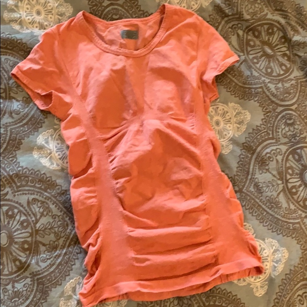 Athleta fitted t-shirt in coral color